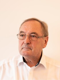 Wolfgang Müller